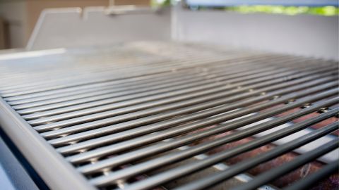BBQ Cleaning and Maintenance: Tips for a Sizzling Summer