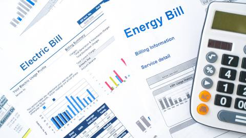 Tips to save money on Christmas energy bills